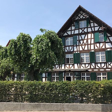 Gasthaus Zum Goldenen Kreuz Rafz Exterior photo